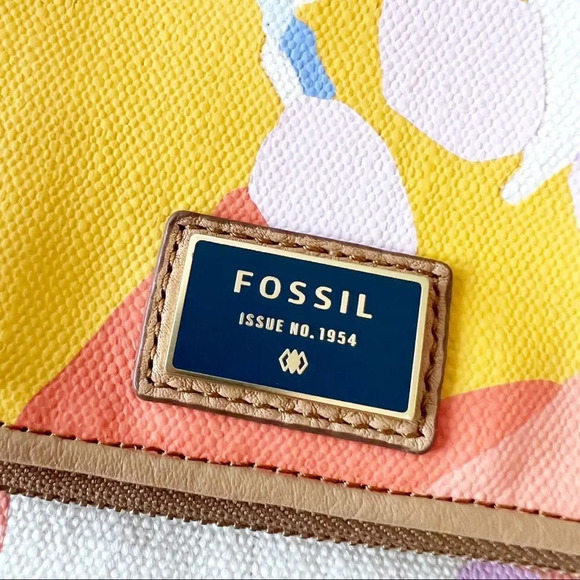 Fossil Preston Crossbody Colorful Botanical Print Leather Trim Expandable Spring - Picture 3 of 13